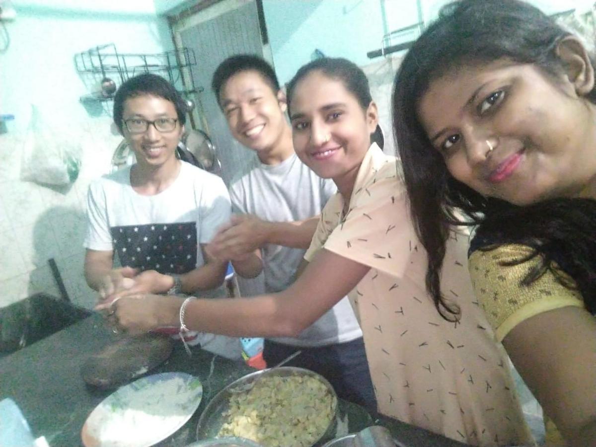 Hostel Relax Homestay Gaya Buitenkant foto